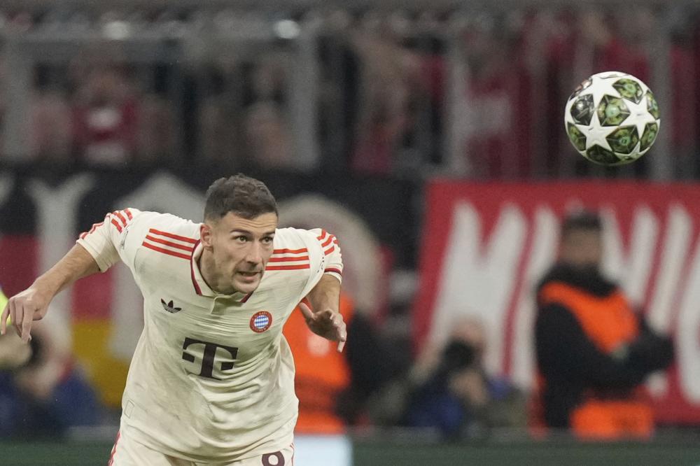 而他的冷静 而他的冷静